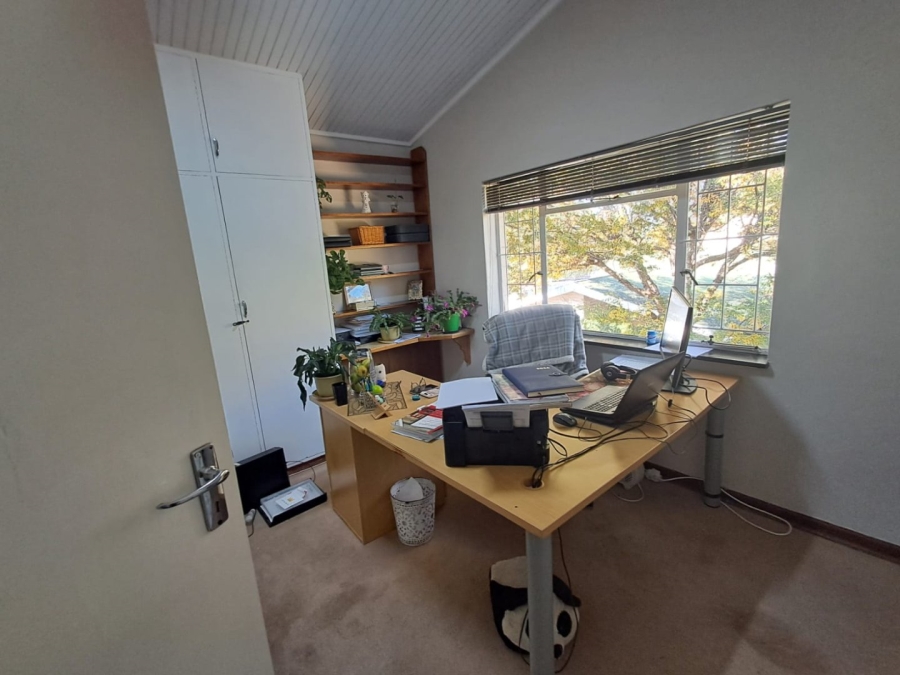To Let Commercial Property for Rent in Arboretum Free State